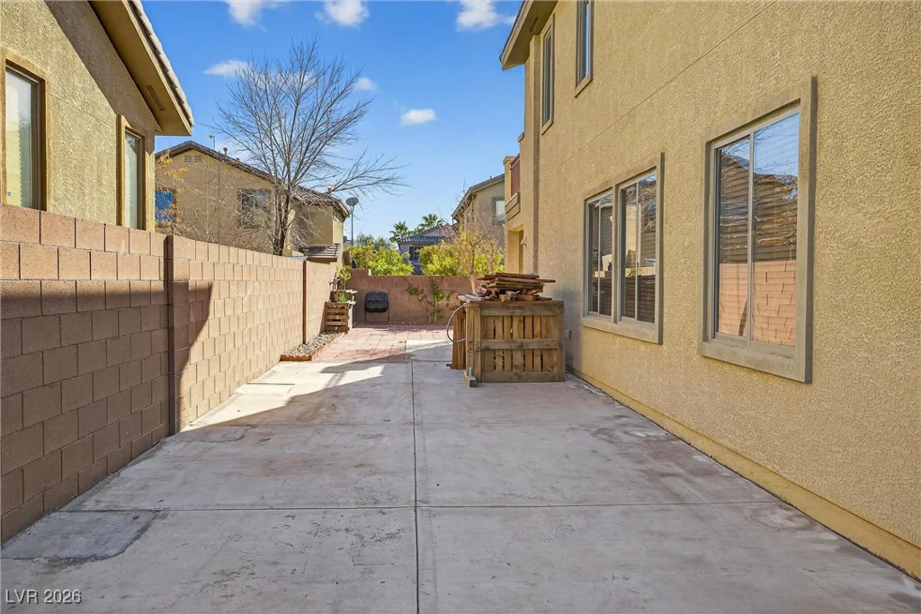 3405 Brook Song, North Las Vegas, NV 89081