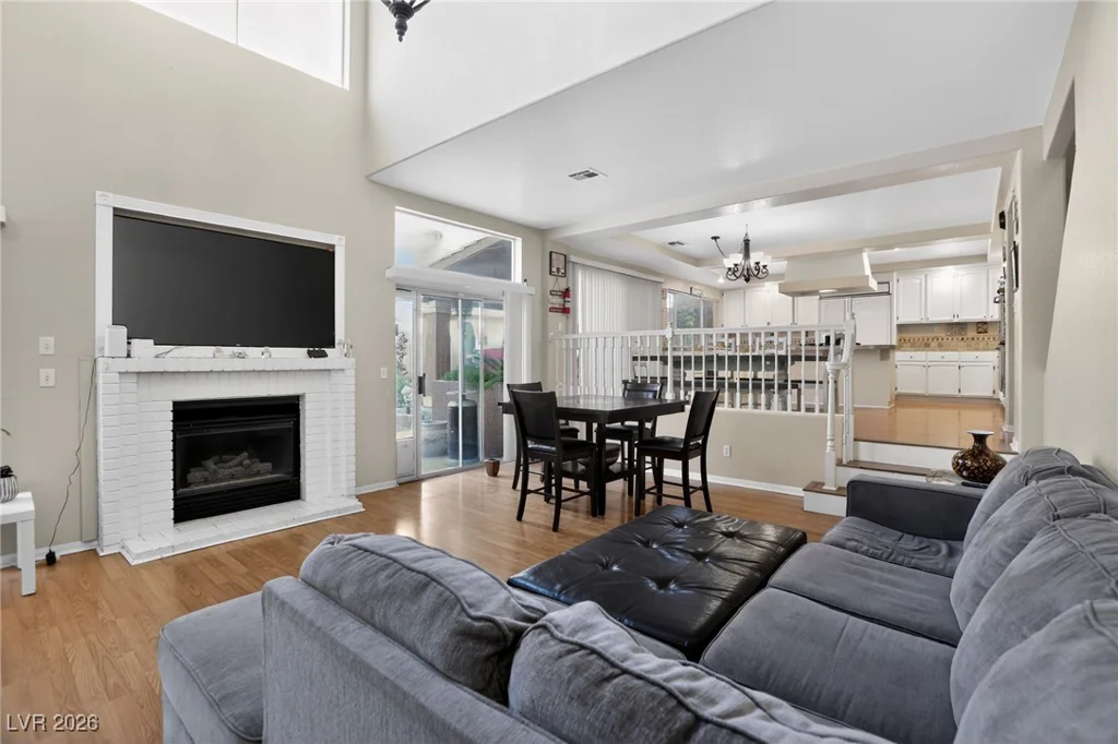 7408 Shallow Glen, Las Vegas, NV 89129