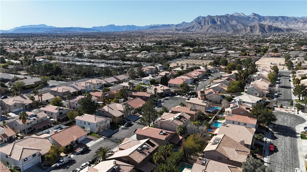7408 Shallow Glen, Las Vegas, NV 89129