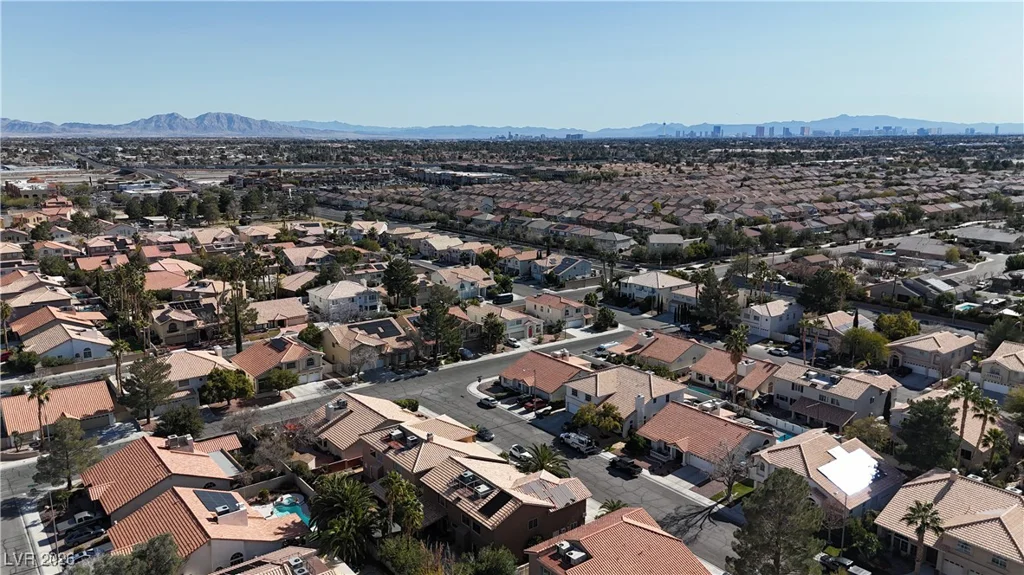 7408 Shallow Glen, Las Vegas, NV 89129
