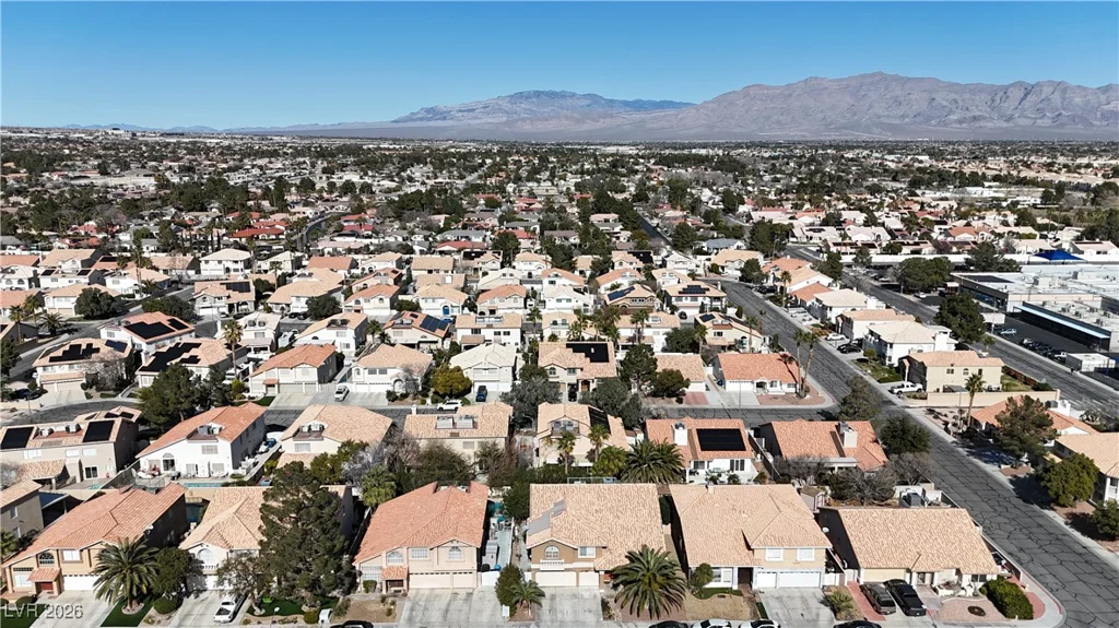 7408 Shallow Glen, Las Vegas, NV 89129