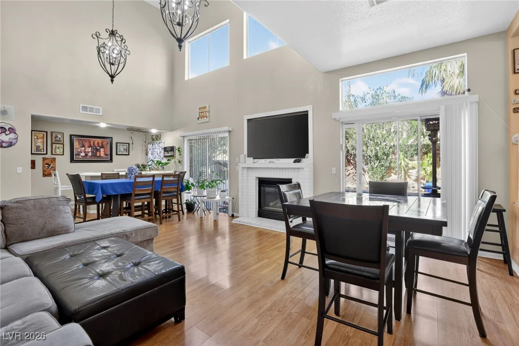 7408 Shallow Glen, Las Vegas, NV 89129