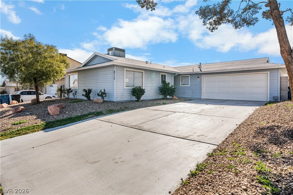 8113 Eginton, Las Vegas, NV 89145