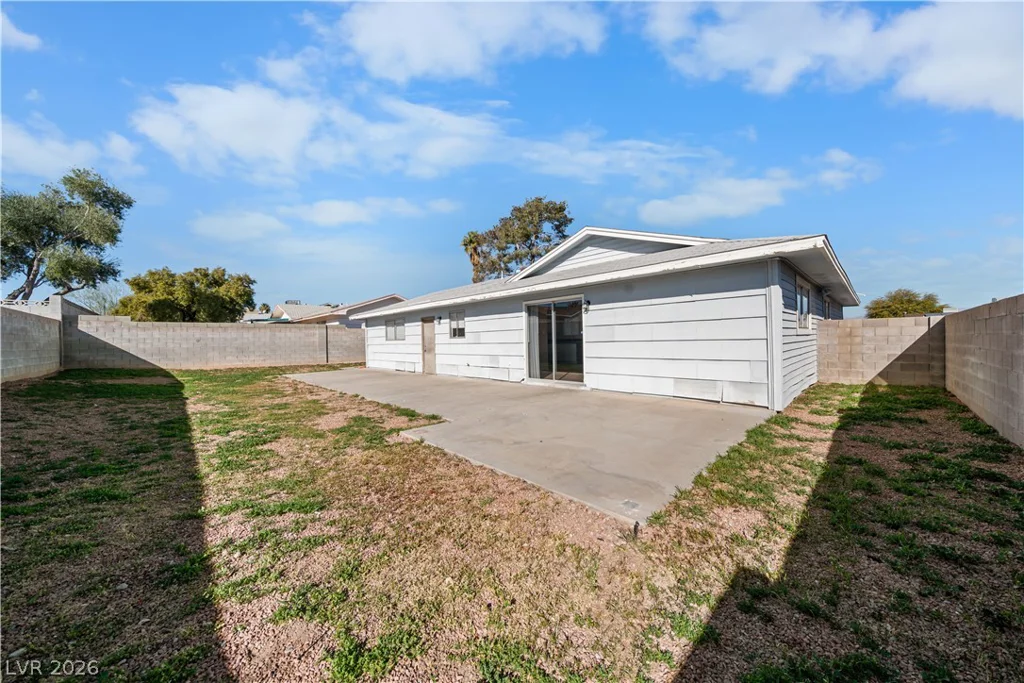 8113 Eginton, Las Vegas, NV 89145