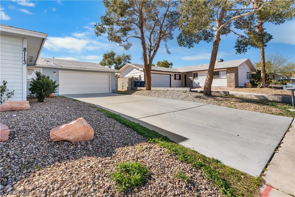 8113 Eginton, Las Vegas, NV 89145