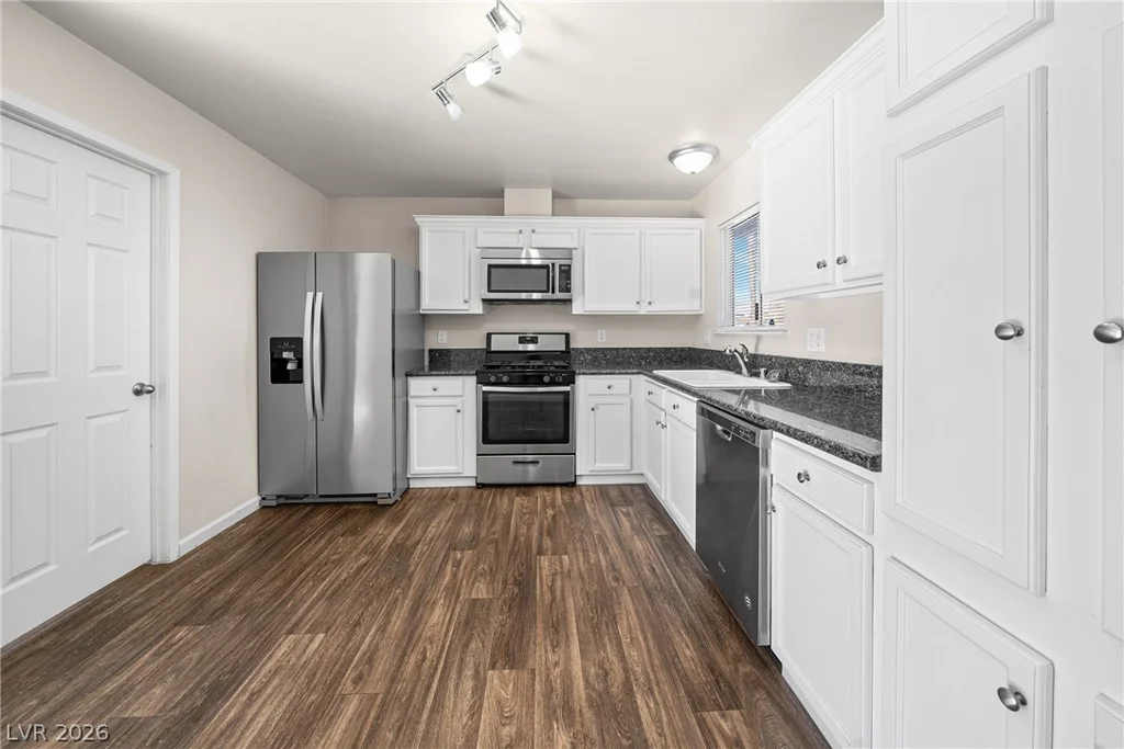 8113 Eginton, Las Vegas, NV 89145