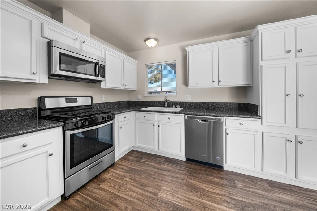 8113 Eginton, Las Vegas, NV 89145