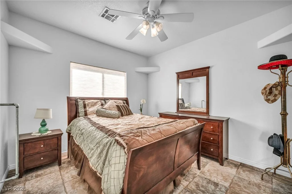 12652 Kyle Canyon, Las Vegas, NV 89166