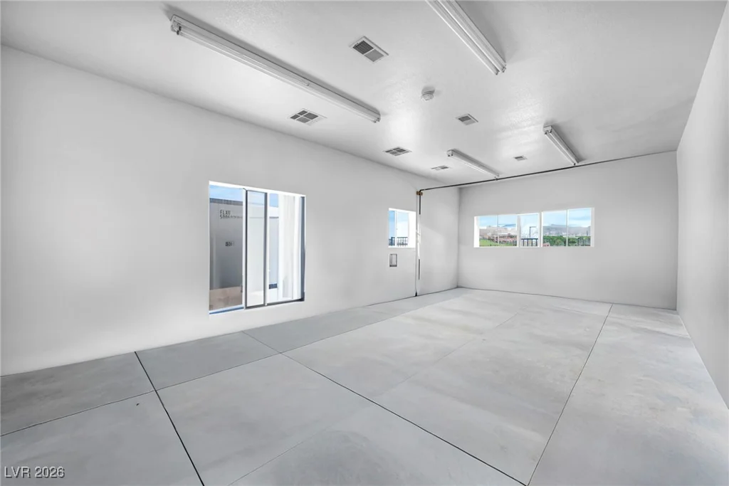 12652 Kyle Canyon, Las Vegas, NV 89166