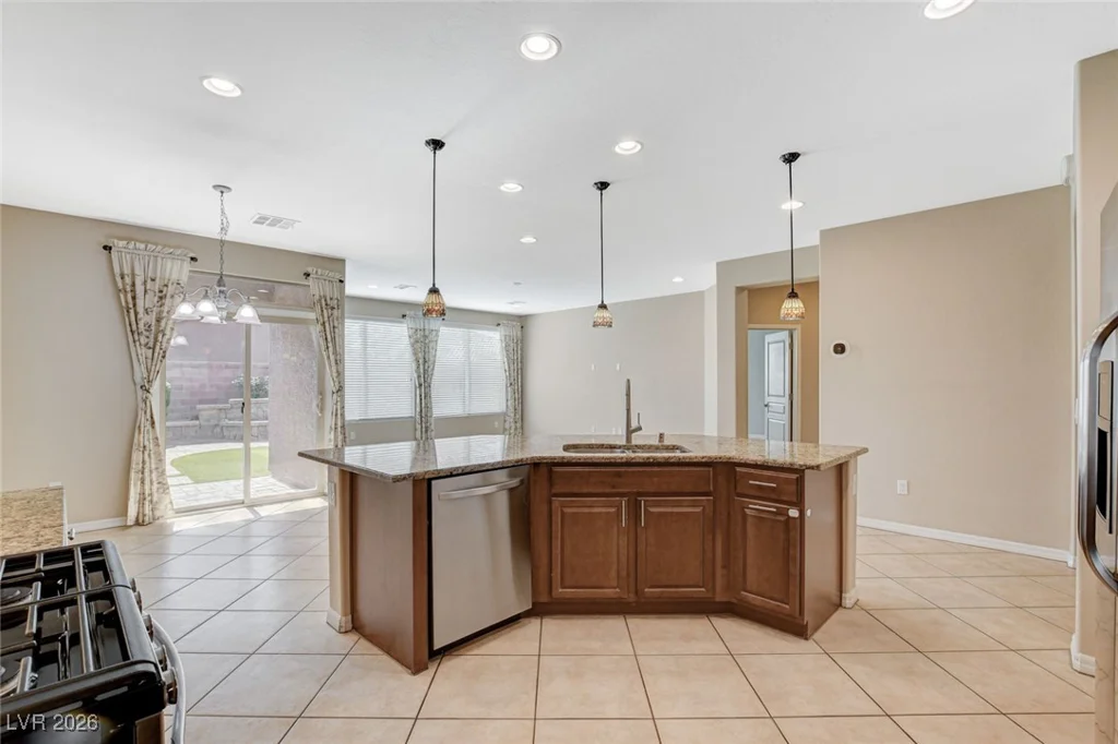 7011 Los Lagos, Las Vegas, NV 89178
