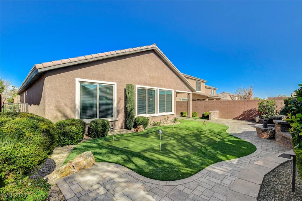 7011 Los Lagos, Las Vegas, NV 89178