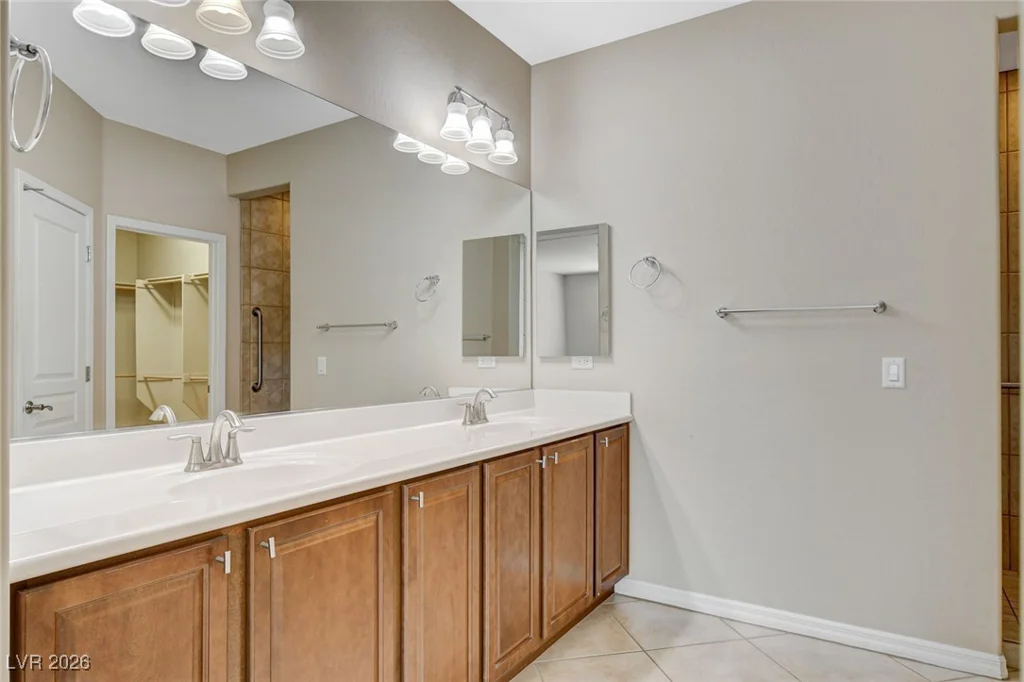 7011 Los Lagos, Las Vegas, NV 89178