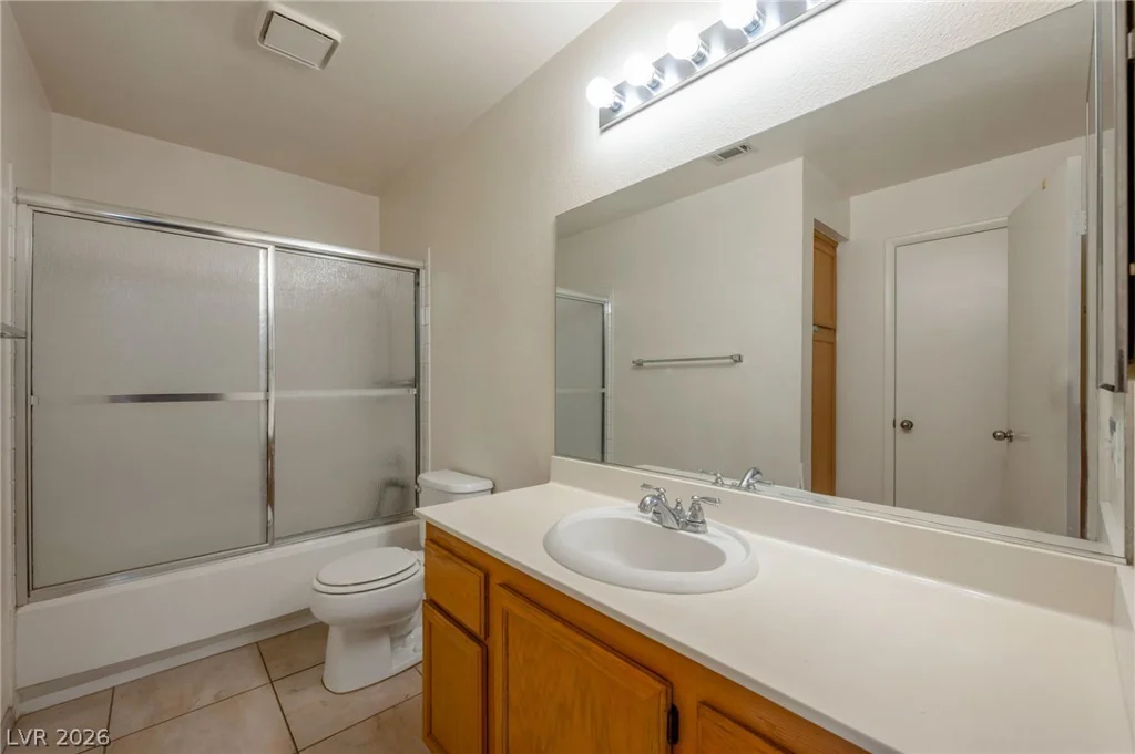 1449 Desert Hills, Las Vegas, NV 89117
