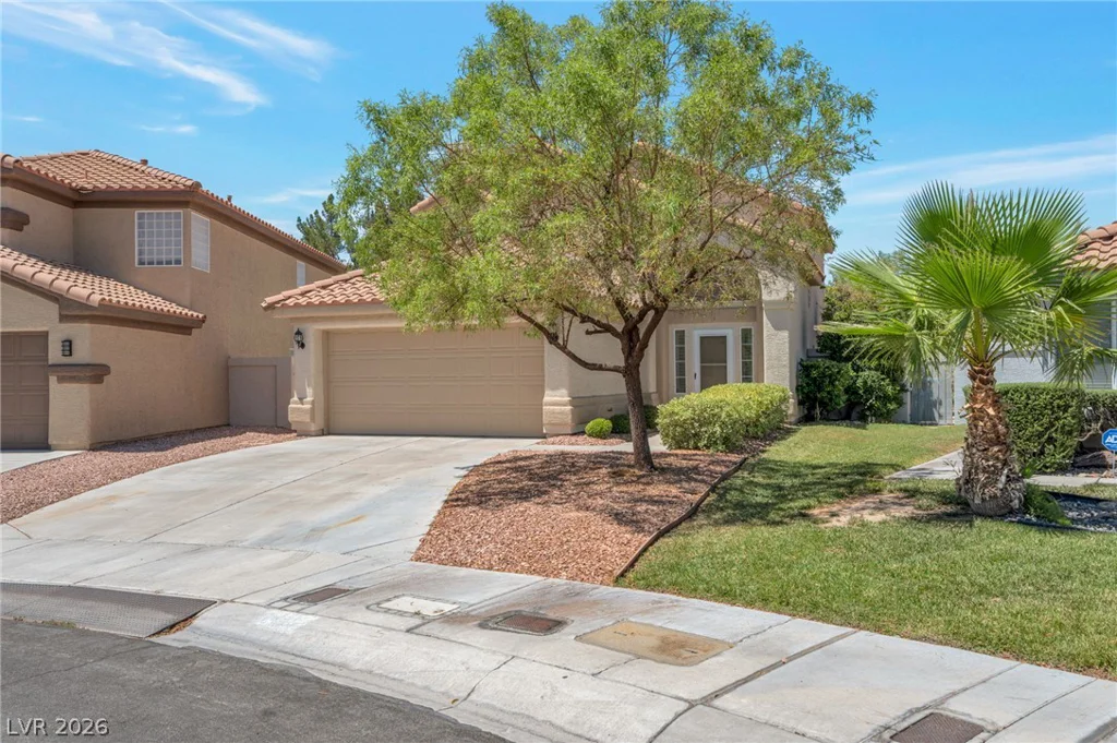 1449 Desert Hills, Las Vegas, NV 89117