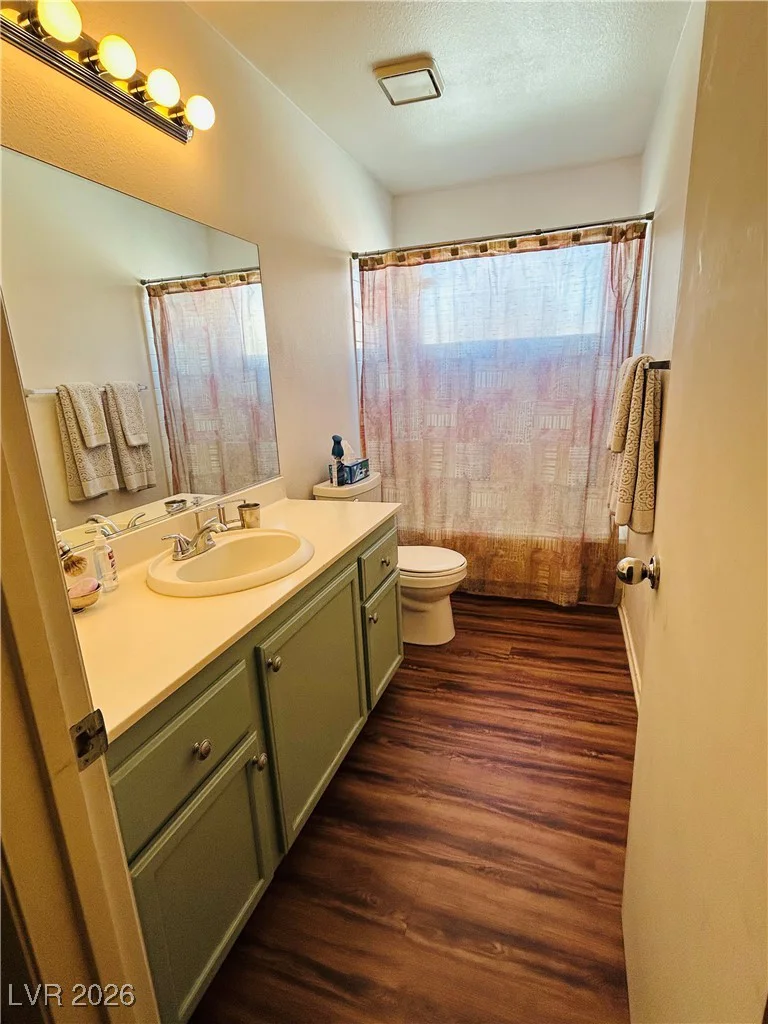1449 Desert Hills, Las Vegas, NV 89117