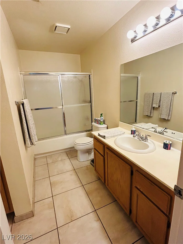 1449 Desert Hills, Las Vegas, NV 89117