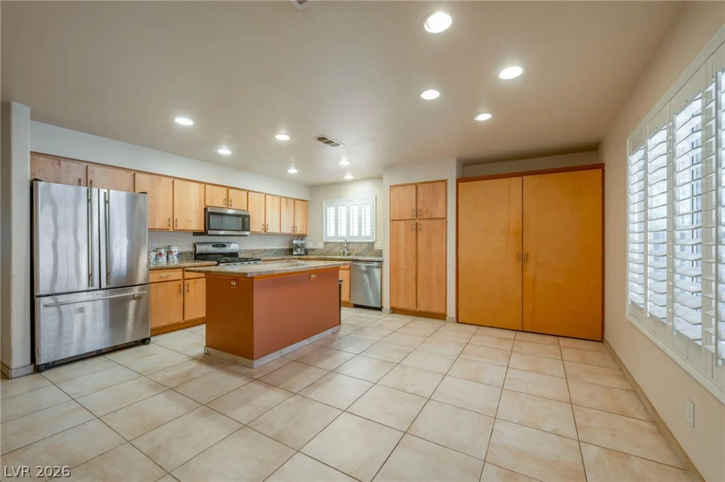 1449 Desert Hills, Las Vegas, NV 89117