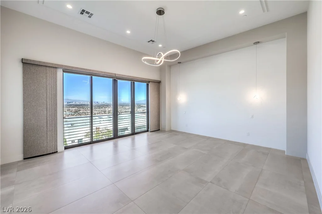 422 Tranquil Peak, Henderson, NV 89012