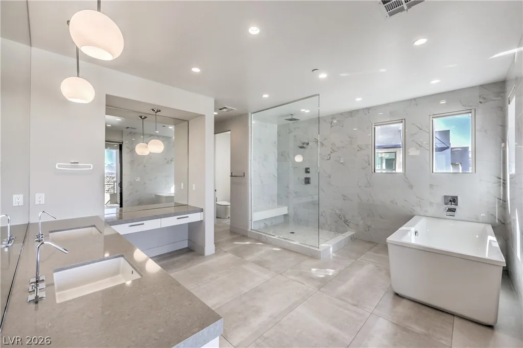 422 Tranquil Peak, Henderson, NV 89012
