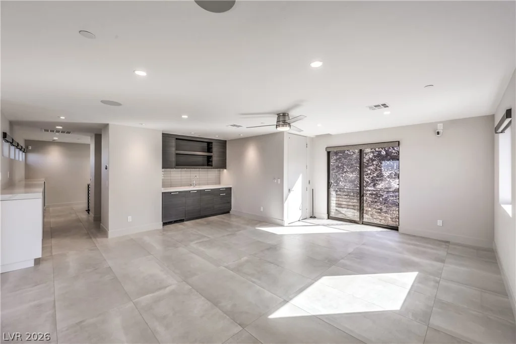 422 Tranquil Peak, Henderson, NV 89012
