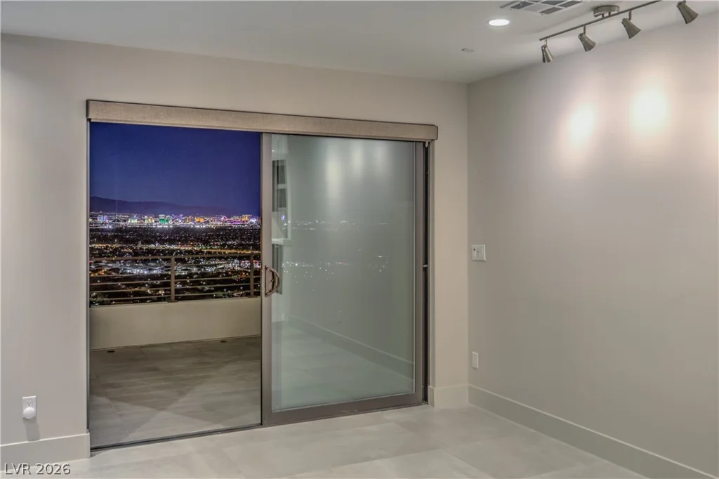 422 Tranquil Peak, Henderson, NV 89012