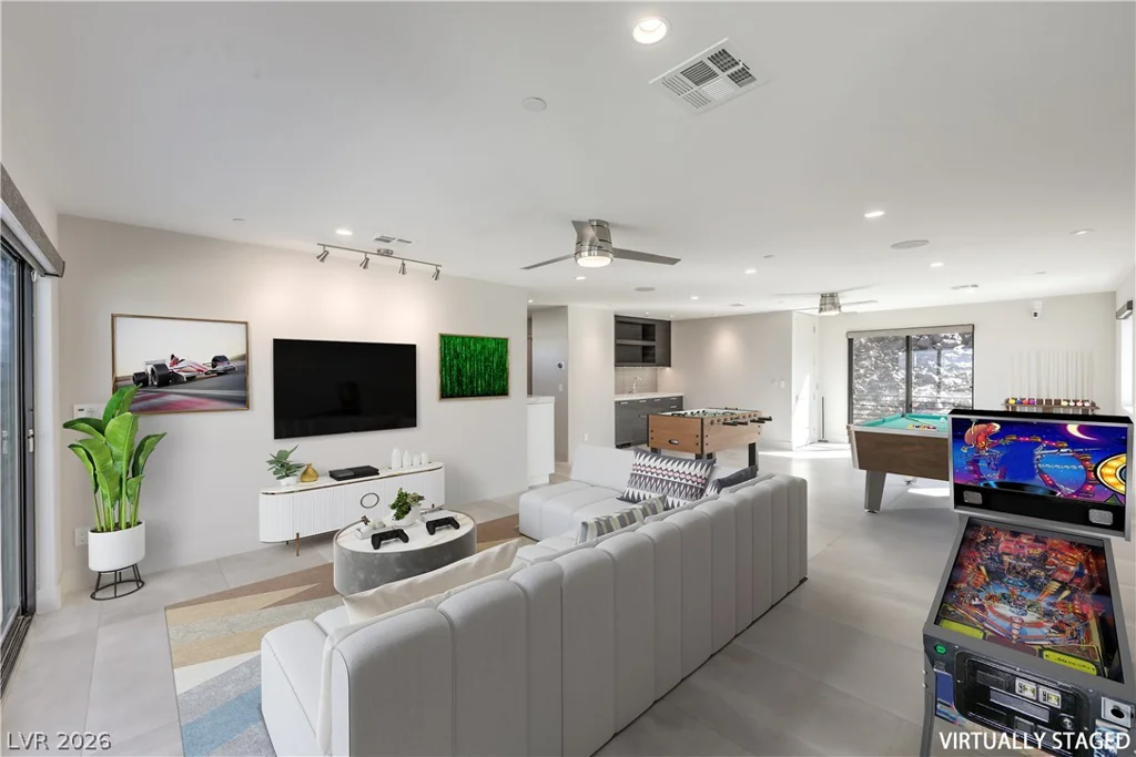 422 Tranquil Peak, Henderson, NV 89012