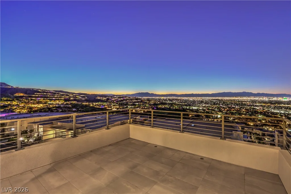 422 Tranquil Peak, Henderson, NV 89012