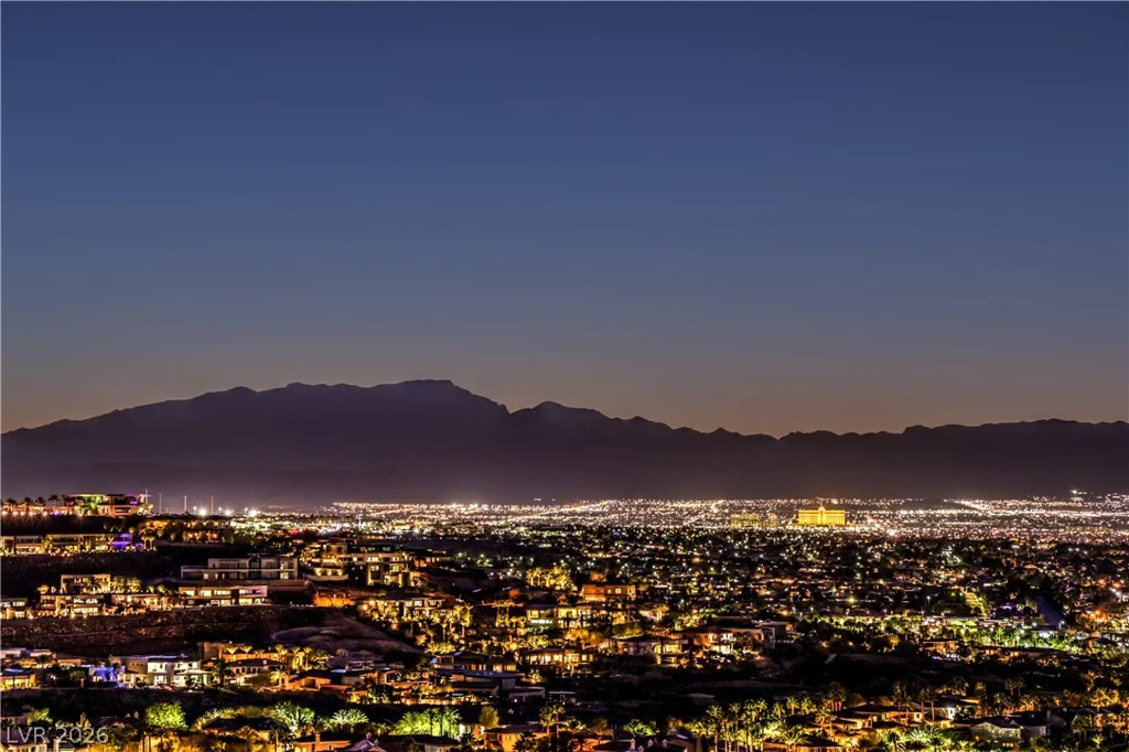 422 Tranquil Peak, Henderson, NV 89012