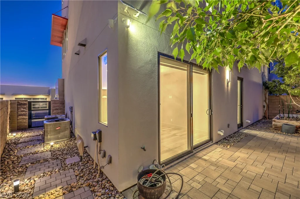 422 Tranquil Peak, Henderson, NV 89012