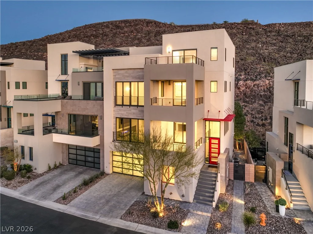 422 Tranquil Peak, Henderson, NV 89012