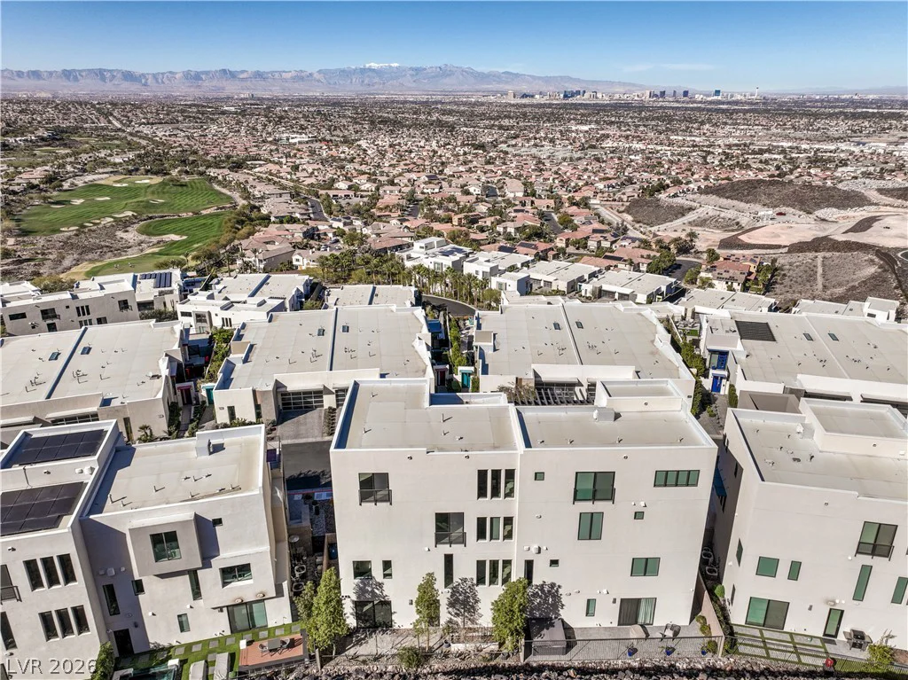 422 Tranquil Peak, Henderson, NV 89012