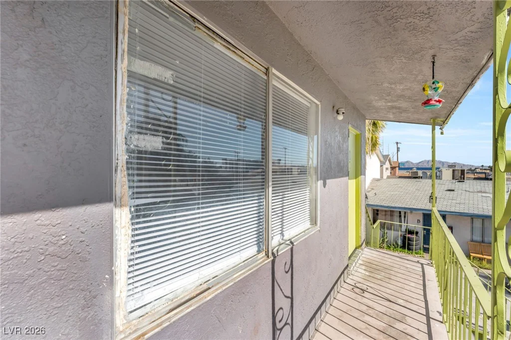 5104 Pebble Beach, Las Vegas, NV 89108