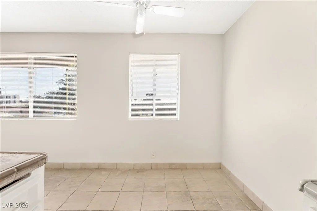 5104 Pebble Beach, Las Vegas, NV 89108