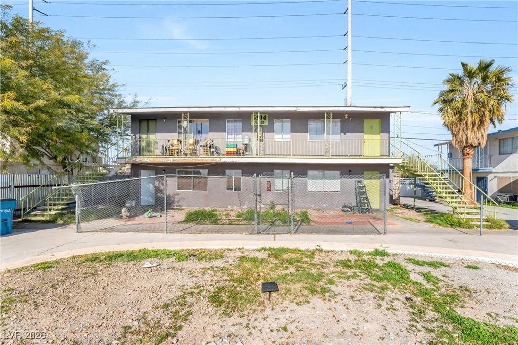 5104 Pebble Beach, Las Vegas, NV 89108