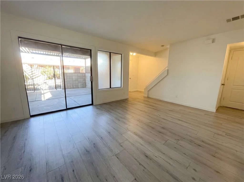 5097 Village, Las Vegas, NV 89142