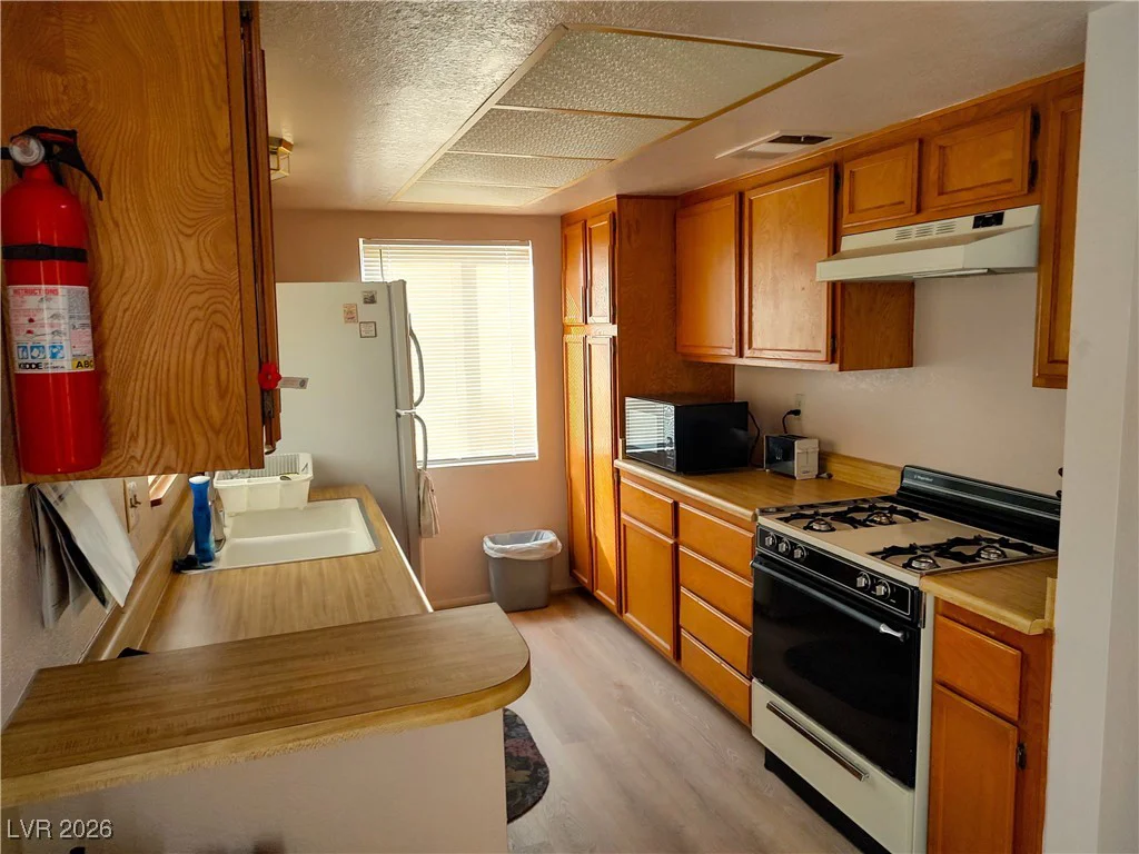 2119 Pebble Creek, Laughlin, NV 89029