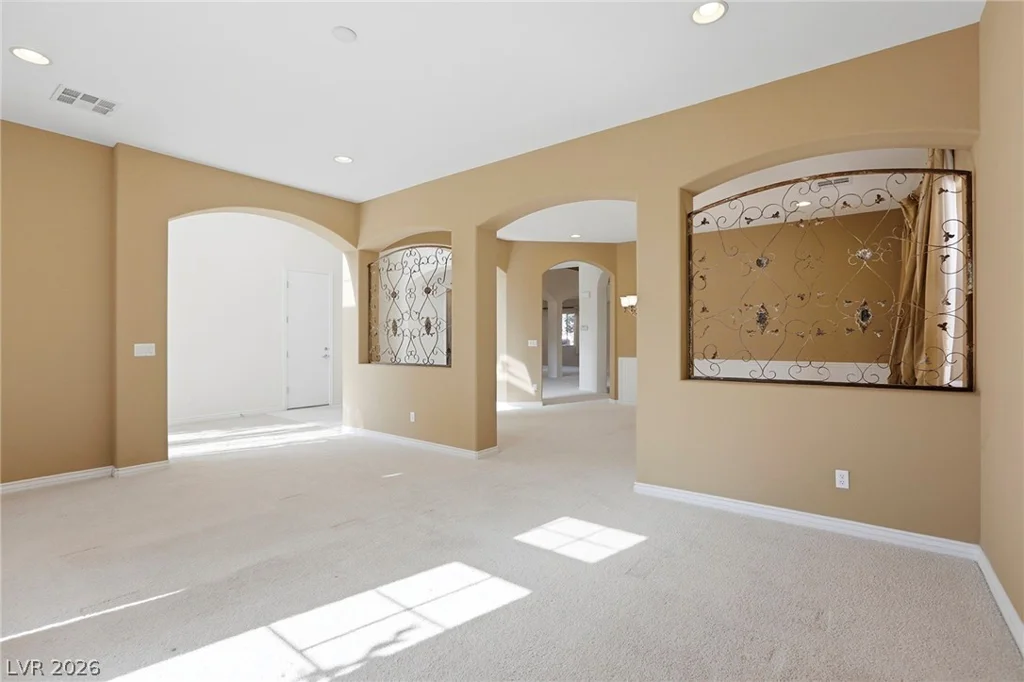 9472 Ojibwa, Las Vegas, NV 89149