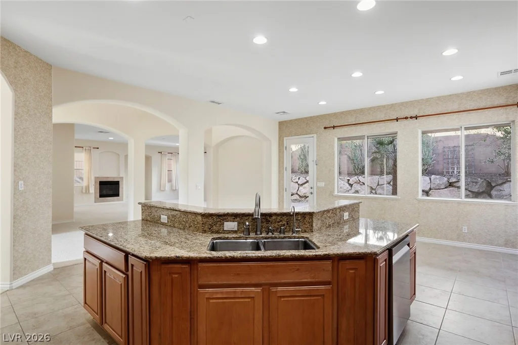 9472 Ojibwa, Las Vegas, NV 89149