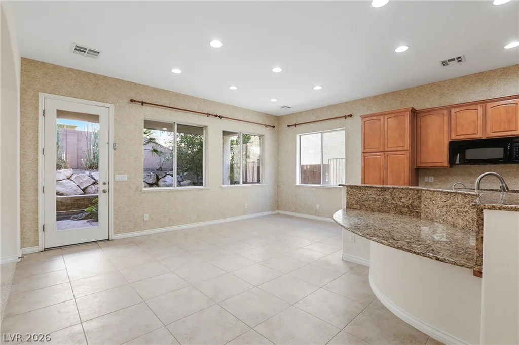 9472 Ojibwa, Las Vegas, NV 89149