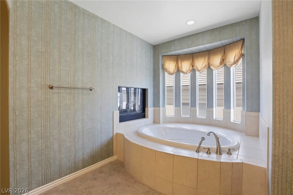 9472 Ojibwa, Las Vegas, NV 89149