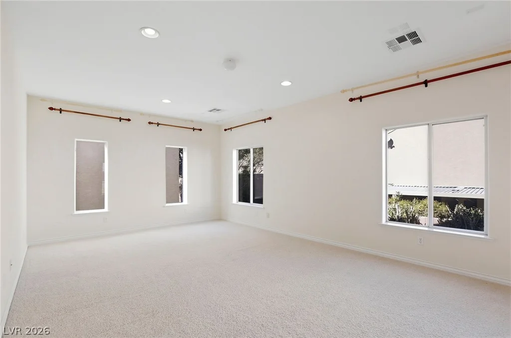 9472 Ojibwa, Las Vegas, NV 89149