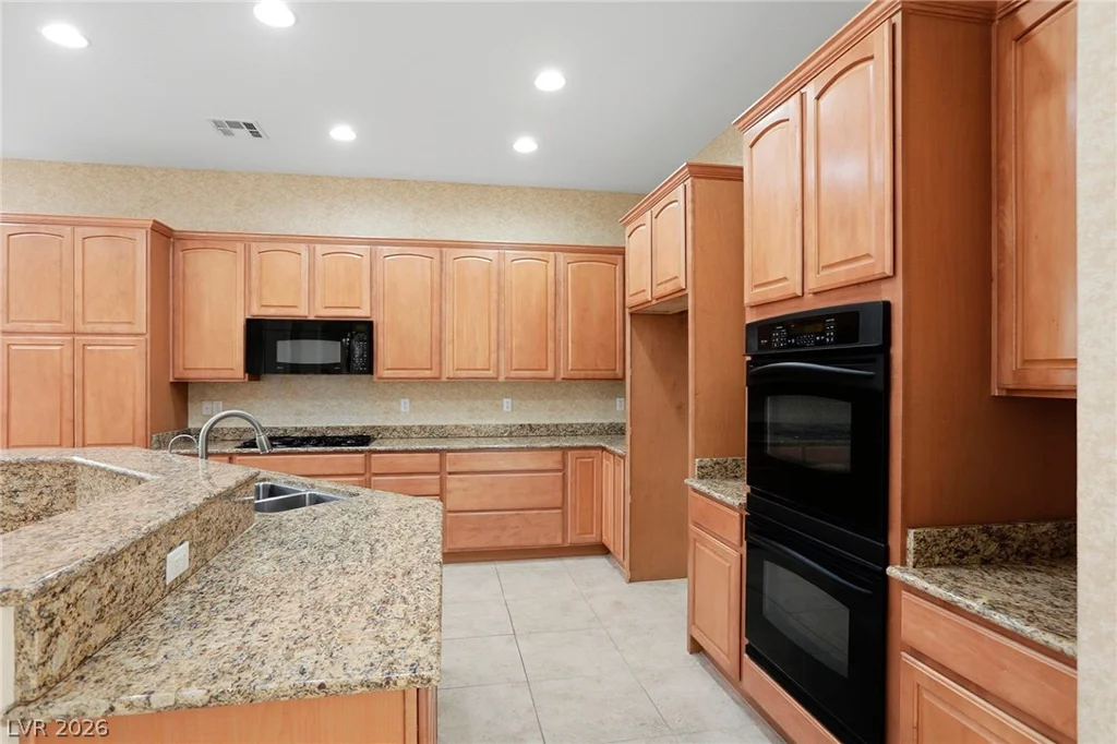 9472 Ojibwa, Las Vegas, NV 89149