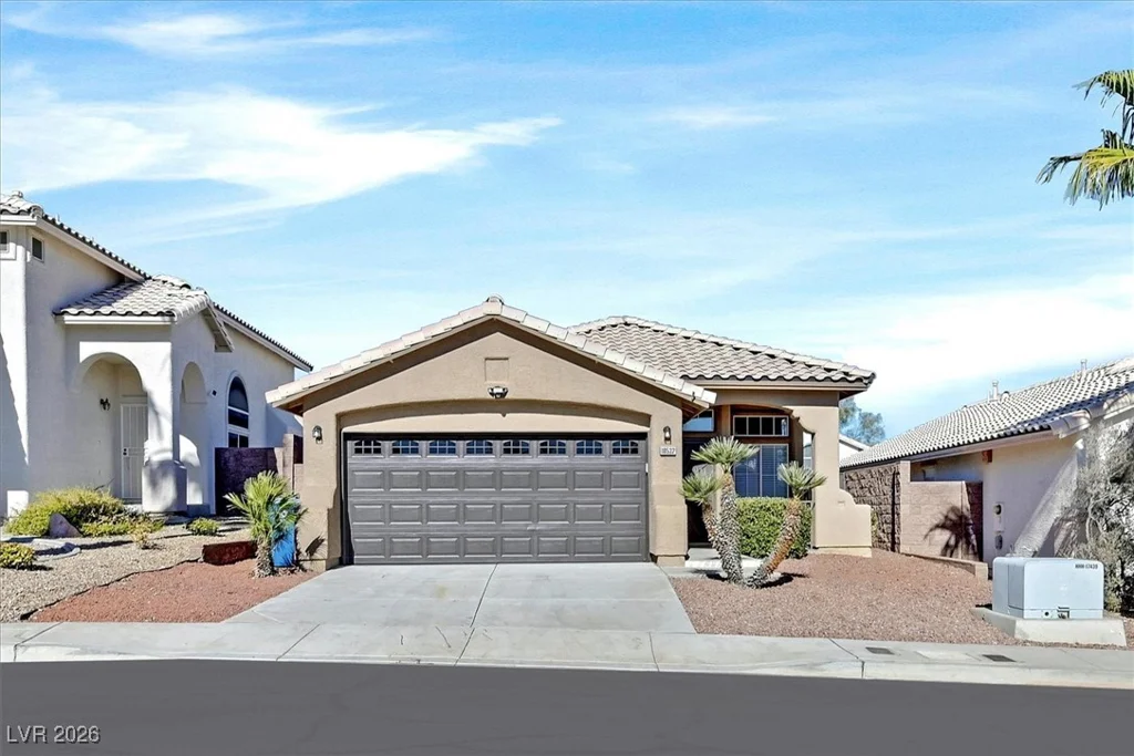 10532 White Heath, Las Vegas, NV 89144