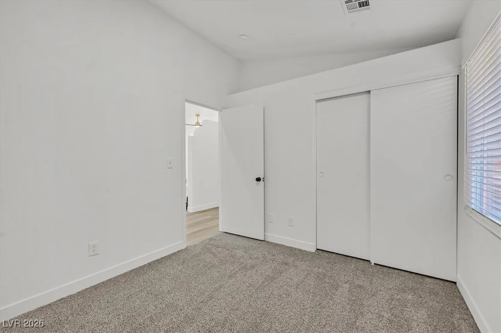 10532 White Heath, Las Vegas, NV 89144
