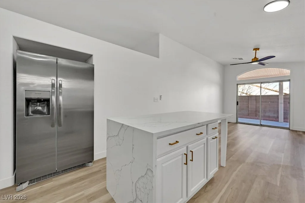 10532 White Heath, Las Vegas, NV 89144