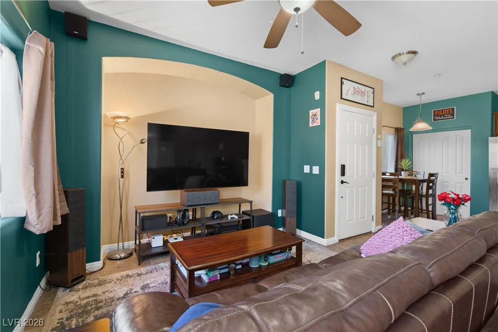 6044 Towboat, North Las Vegas, NV 89031
