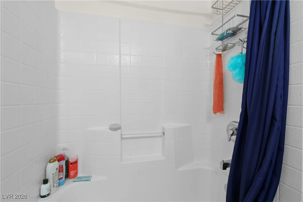 6044 Towboat, North Las Vegas, NV 89031