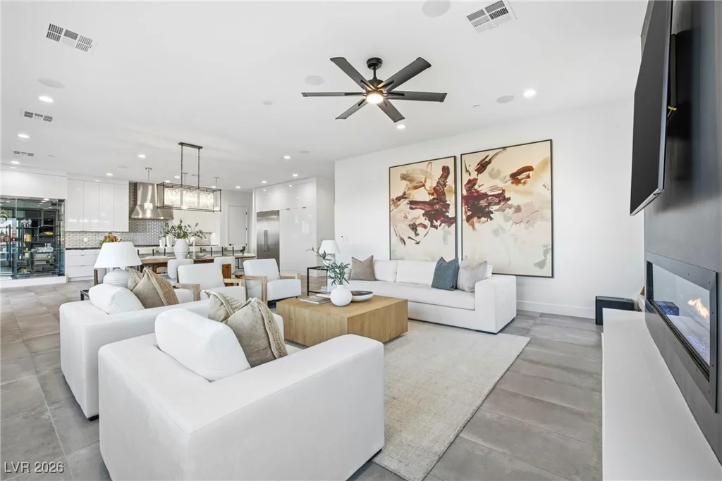 10 Camino La Venta, Henderson, NV 89011