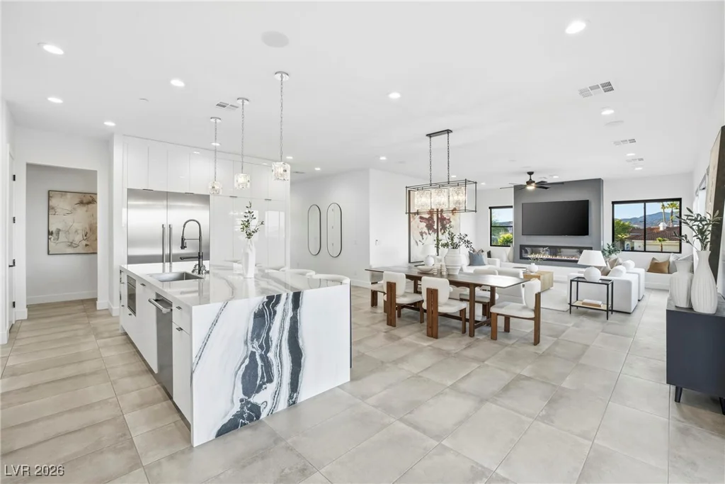 10 Camino La Venta, Henderson, NV 89011