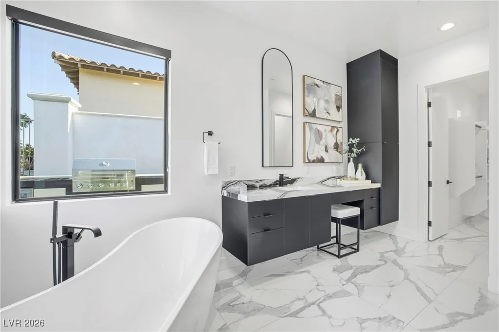 10 Camino La Venta, Henderson, NV 89011